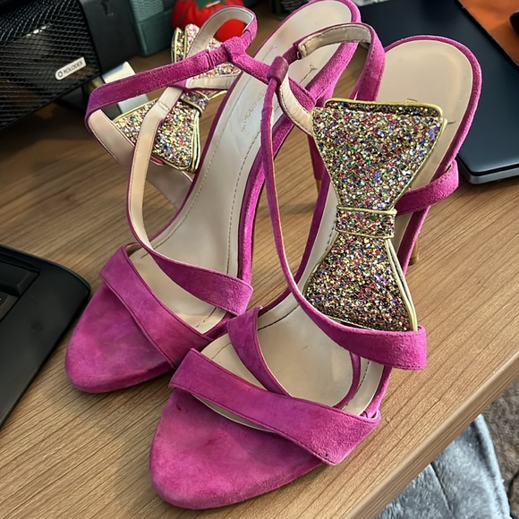 BCBG Sandals - Picture 2 of 10